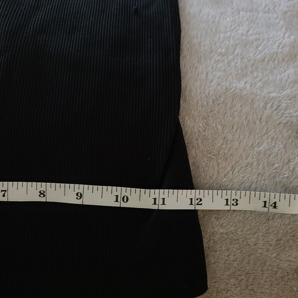 Nikibiki Women Stretchy Black Ribbed Halter Top - Picture 10 of 12